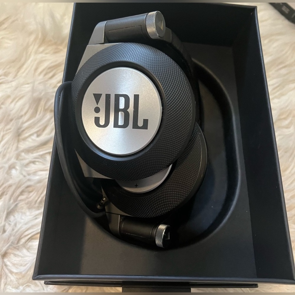 JBL Over-Ear Headphones in Black and Silver